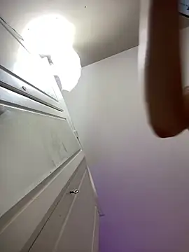 Anyssia online show from May 19, 2026, 5:20 pm