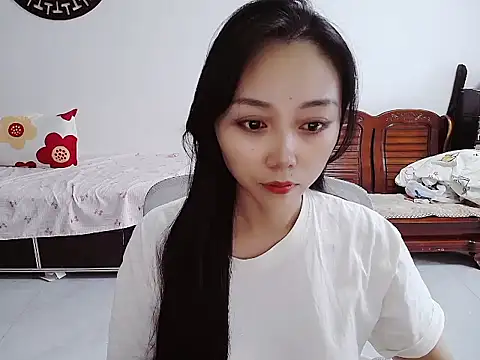 linger888 online show from June 8, 2026, 8:42 pm