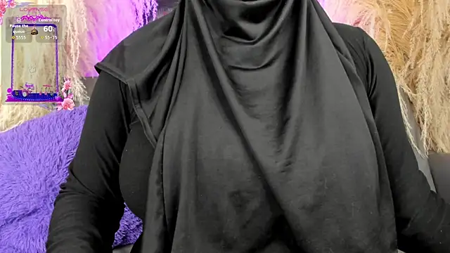 Snapshot of yasmin_elite chatting on October 2, 2025, 9:34 am yasmin elite online show from October 2, 2025, 9:34 am