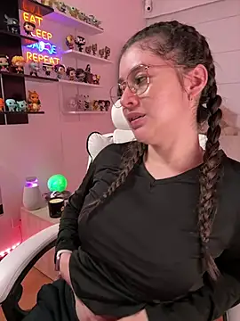 Sharon 07 online show from February 13, 2026, 11:38 pm