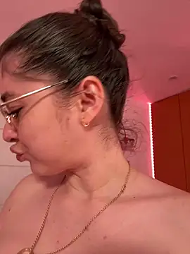 Sharon 07 online show from February 20, 2026, 6:19 am