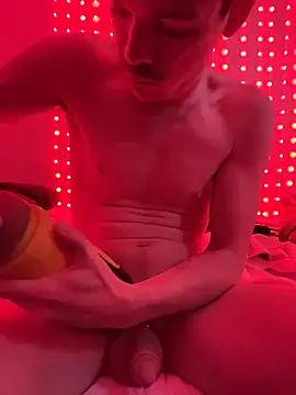 SalemStratton online show from October 16, 2025, 9:56 pm