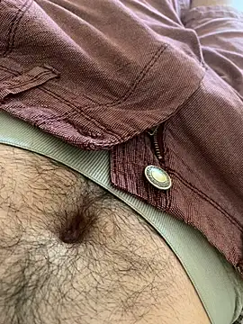 MuzzyFacing online show from September 9, 2025, 9:08 am