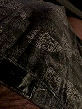 MuzzyFacing online show from December 2, 2025, 10:22 pm