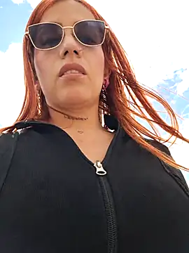 Alis xxx online show from November 1, 2025, 6:57 pm