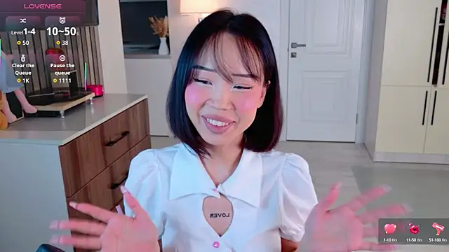 hinarin online show from September 24, 2025, 1:35 am