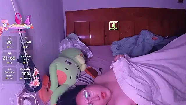 Liqinqin online show from September 13, 2025, 9:48 pm