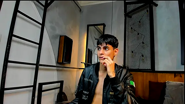 Dani mc1 online show from November 26, 2025, 11:32 am