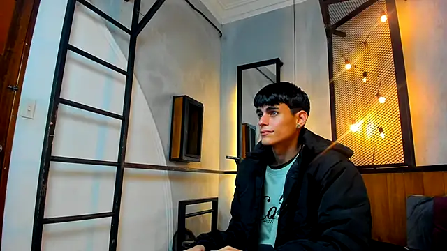 Dani mc1 online show from December 2, 2025, 11:34 am