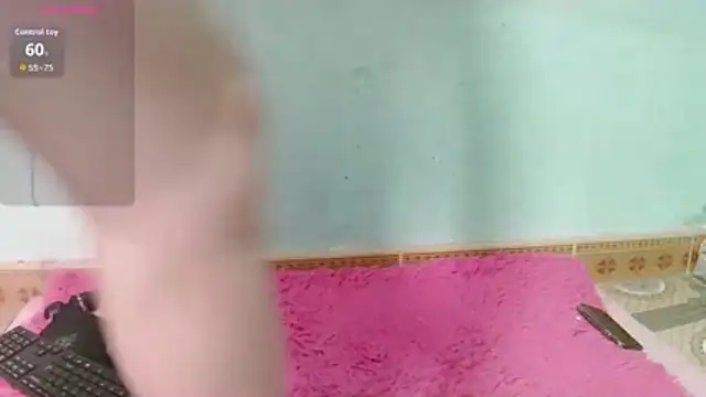 ASIAN puppy online show from October 31, 2025, 2:52 am