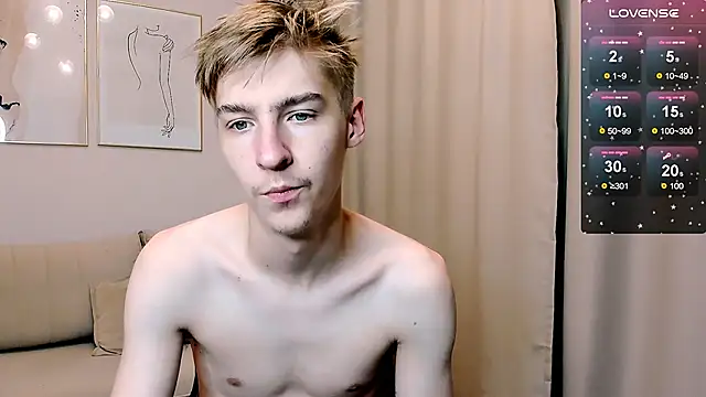 Snapshot of MrSexyCum4U chatting on November 3, 2025, 9:46 am MrSexyCum4U online show from November 3, 2025, 9:46 am