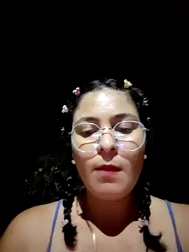 Lily-o online show from October 21, 2025, 12:11 am