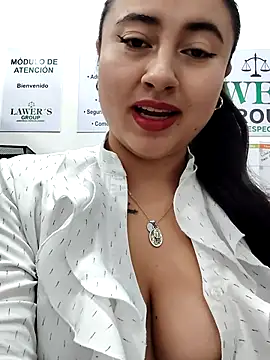 Snapshot of AMATISTA__16 chatting on July 1, 2026, 12:27 pm AMATISTA 16 online show from July 1, 2026, 12:27 pm