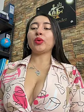 Snapshot of AMATISTA__16 chatting on August 5, 2026, 12:32 pm AMATISTA 16 online show from August 5, 2026, 12:32 pm