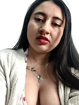 Snapshot of AMATISTA__16 chatting on July 17, 2026, 12:24 pm AMATISTA 16 online show from July 17, 2026, 12:24 pm