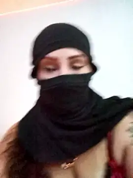 Snapshot of TrisalQuente chatting on February 7, 2026, 1:57 am TrisalQuente online show from February 7, 2026, 1:57 am