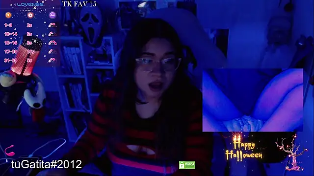 Pink girl0n online show from November 2, 2025, 9:25 am