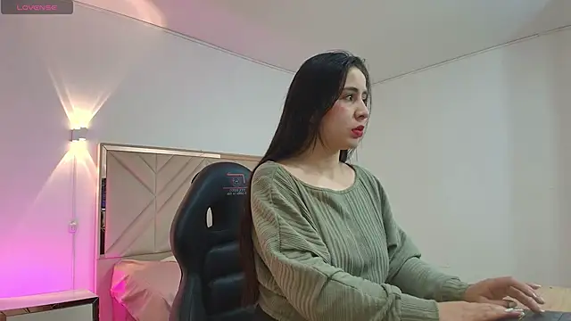 Violet tay1 online show from October 4, 2025, 10:39 am