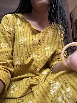 Snapshot of modelnishu chatting on February 18, 2026, 7:39 am modelnishu online show from February 18, 2026, 7:39 am