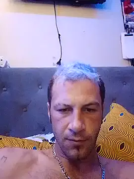 challo26 online show from April 13, 2026, 4:44 pm