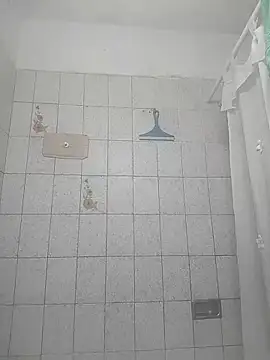 Snapshot of Auroraluna_- chatting on October 9, 2025, 12:00 am Auroraluna - online show from October 9, 2025, 12:00 am
