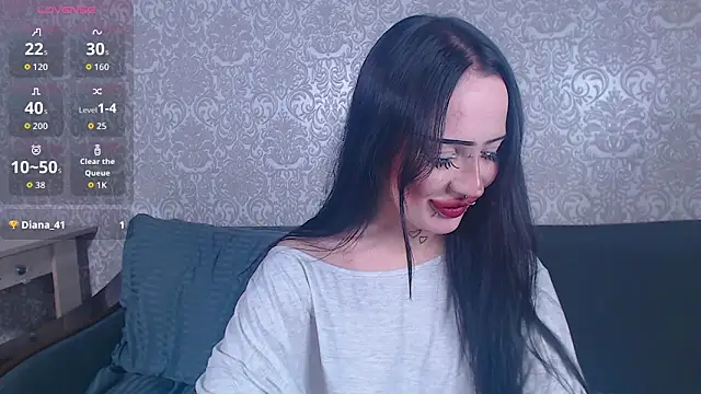 kari meow online show from November 24, 2025, 6:52 pm