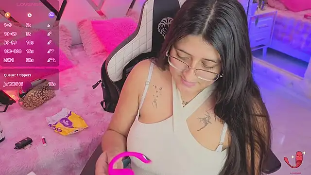 megann  up online show from April 24, 2026, 3:19 am