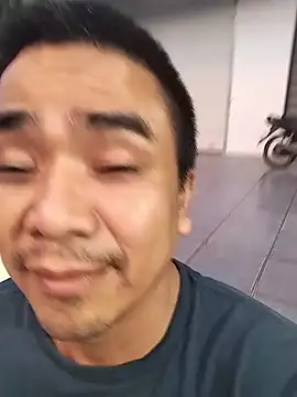 HoangNam20x online show from October 3, 2025, 10:44 pm