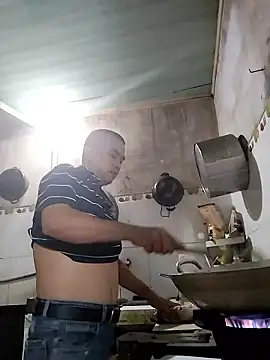 HoangNam20x online show from October 17, 2025, 1:53 am