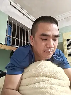 HoangNam20x online show from October 26, 2025, 2:28 pm