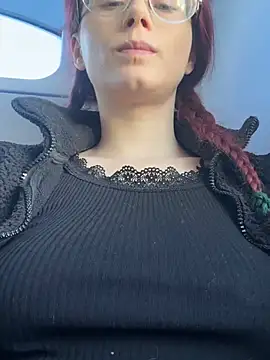 raen001 online show from March 10, 2026, 9:02 am