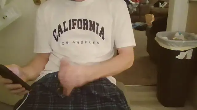 alwayshorny90 online show from October 14, 2025, 11:14 pm