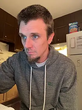 alwayshorny90 online show from November 17, 2025, 2:59 am