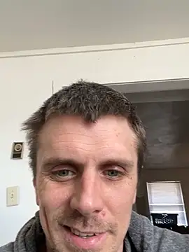 alwayshorny90 online show from November 19, 2025, 3:34 pm