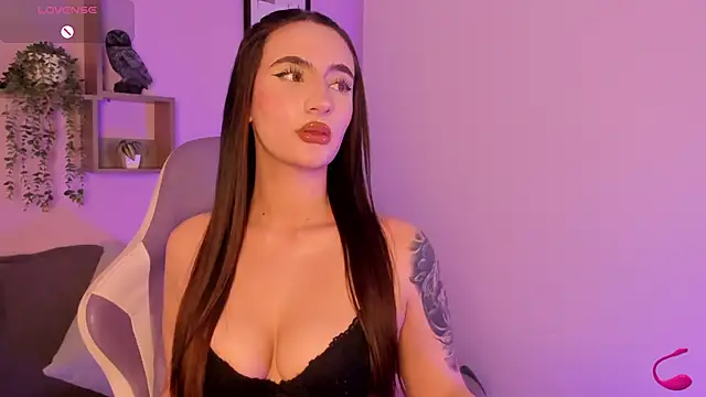 Snapshot of _CELESTE_MOORE chatting on September 9, 2025, 8:51 pm CELESTE MOORE online show from September 9, 2025, 8:51 pm