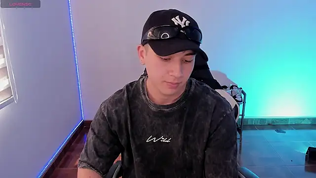 Casper   kyy online show from April 2, 2026, 8:04 pm