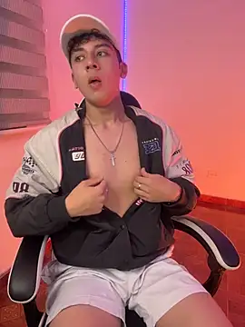 Casper   kyy online show from October 27, 2025, 11:27 pm