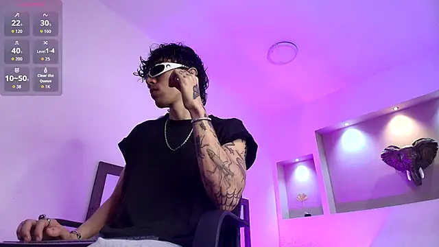 Snapshot of felix__star chatting on November 20, 2025, 7:58 pm felix star online show from November 20, 2025, 7:58 pm