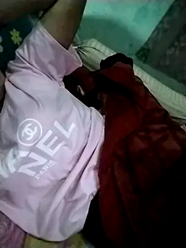 Snapshot of Minety473 chatting on February 9, 2026, 3:26 am Minety473 online show from February 9, 2026, 3:26 am