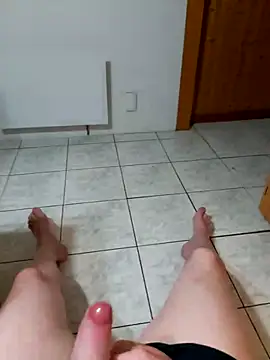 Lavoieya online show from October 23, 2025, 5:28 am