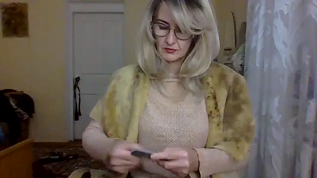 TianaQLove online show from October 24, 2025, 3:55 pm