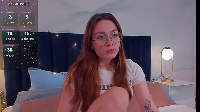 Snapshot of LanaAirlie chatting on October 14, 2025, 10:16 am LanaAirlie online show from October 14, 2025, 10:16 am