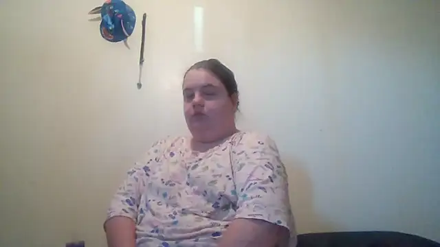 LittleBunny3 online show from October 14, 2025, 6:19 pm