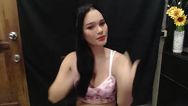 UnKabogableTS online show from April 7, 2026, 9:27 pm