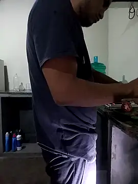 Bosssweet22cm online show from November 18, 2025, 12:26 am