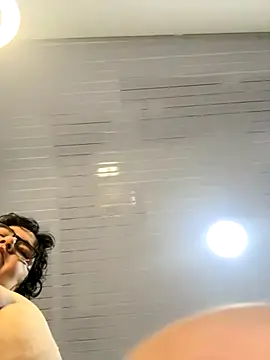 Mariana cooper 07 online show from October 22, 2025, 11:31 am