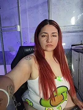 mishell lovely online show from October 9, 2025, 1:33 pm