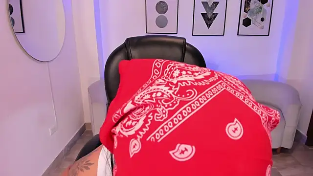 Snapshot of Beverly_johnson chatting on February 20, 2026, 6:19 am Beverly johnson online show from February 20, 2026, 6:19 am