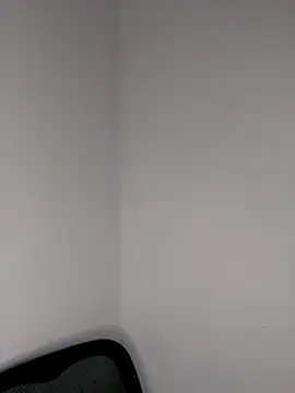 SofieLove 01 online show from February 9, 2026, 8:12 am