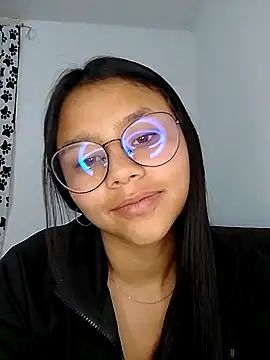 SofieLove 01 online show from March 6, 2026, 4:51 am